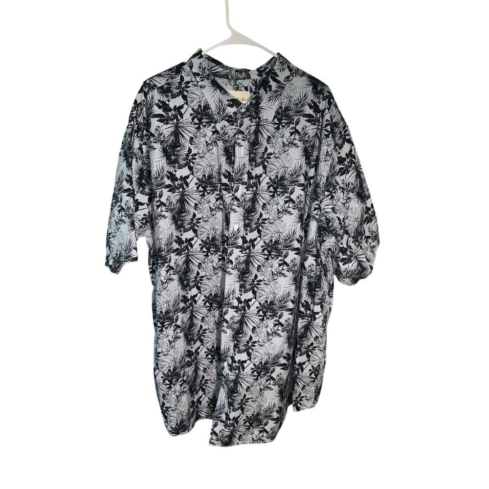 True Nation Blue Floral Button Up Shirt Size 3XLT